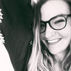 Meet your Posher, Madeline